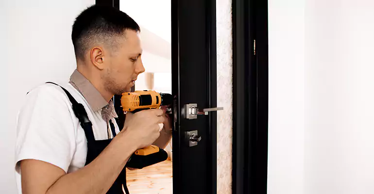 Aluminum Storefront Doors Repair in Margate, FL