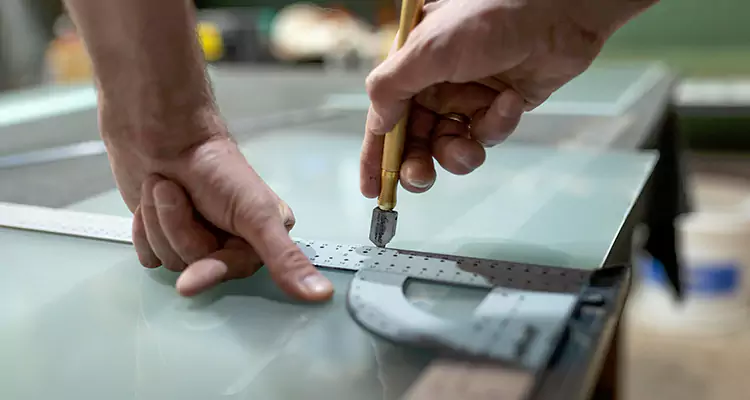 Glass Scratch Repair in Margate, FL