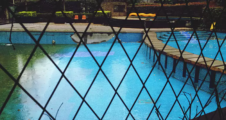 Lanai Screen Repair in Margate, FL